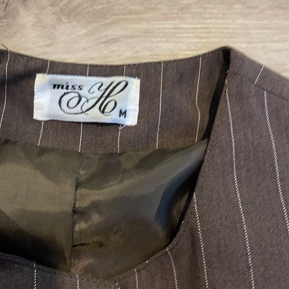 Miss Me Vintage Trending Longline Vest sz M (runs small) Brown Pinstripe - Picture 2 of 15